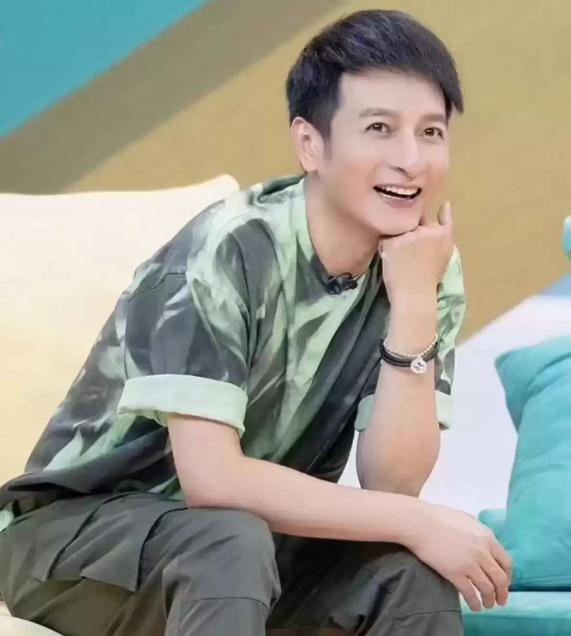 李维嘉代言风波后逆袭！四年蛰伏终回归湖南卫视，引爆热搜！