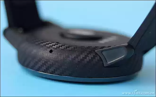 商务精英新标配！AMAZFIT智能运动手表2：双面战神深度体验