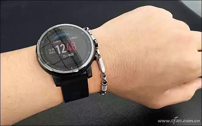 商务精英新标配！AMAZFIT智能运动手表2：双面战神深度体验