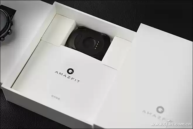 商务精英新标配！AMAZFIT智能运动手表2：双面战神深度体验