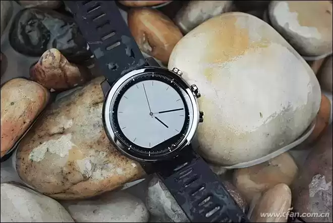 商务精英新标配！AMAZFIT智能运动手表2：双面战神深度体验