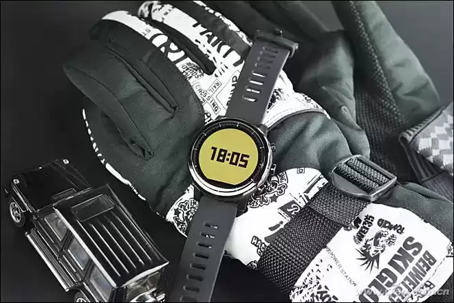 商务精英新标配！AMAZFIT智能运动手表2：双面战神深度体验