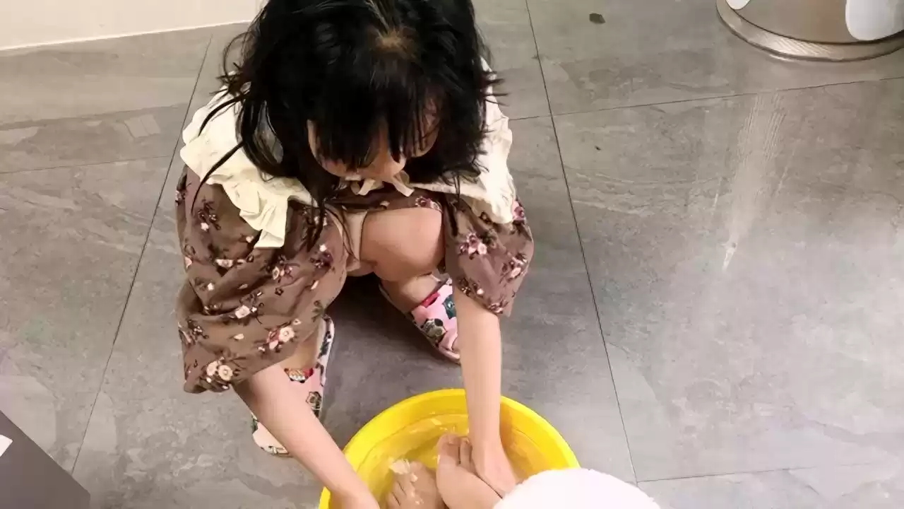 公益广告的温暖魔力:从屏幕到现实的感人蜕变 公益广告的温暖魔力:从屏幕到现实的感人蜕变