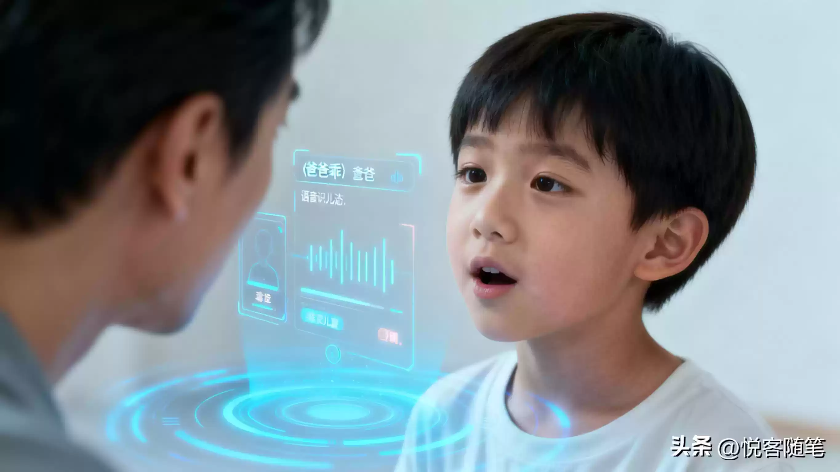 从嫌弃到破防：经典公益广告如何照进现实，点燃善意之光