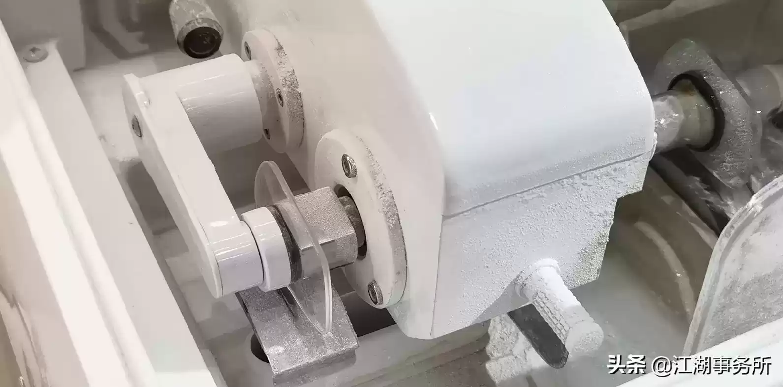 华为智能眼镜第三代真实评测：智商税逆袭，颈椎健康守护神！