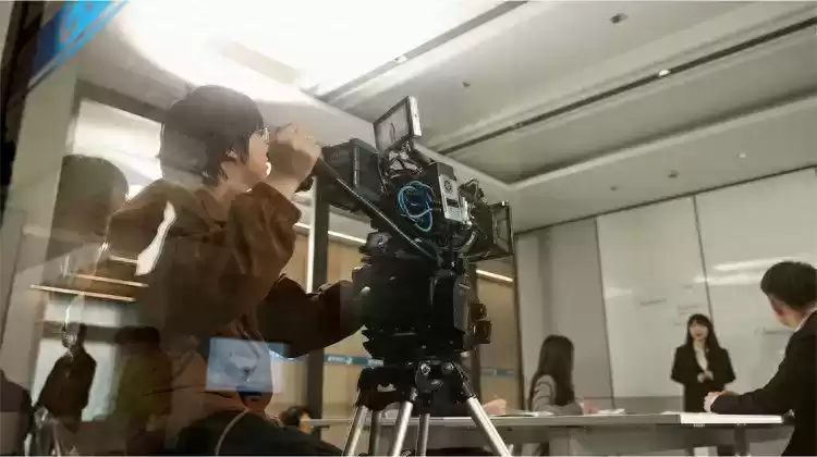 品牌视觉引爆点:公司广告片拍摄实战指南,用镜头定义市场 品牌视觉引爆点:公司广告片拍摄实战指南,用镜头定义市场