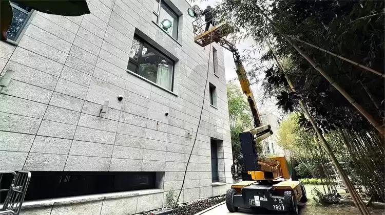 品牌视觉引爆点:公司广告片拍摄实战指南,用镜头定义市场 品牌视觉引爆点:公司广告片拍摄实战指南,用镜头定义市场