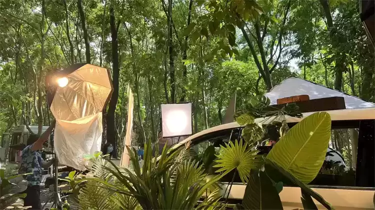 品牌视觉引爆点:公司广告片拍摄实战指南,用镜头定义市场 品牌视觉引爆点:公司广告片拍摄实战指南,用镜头定义市场