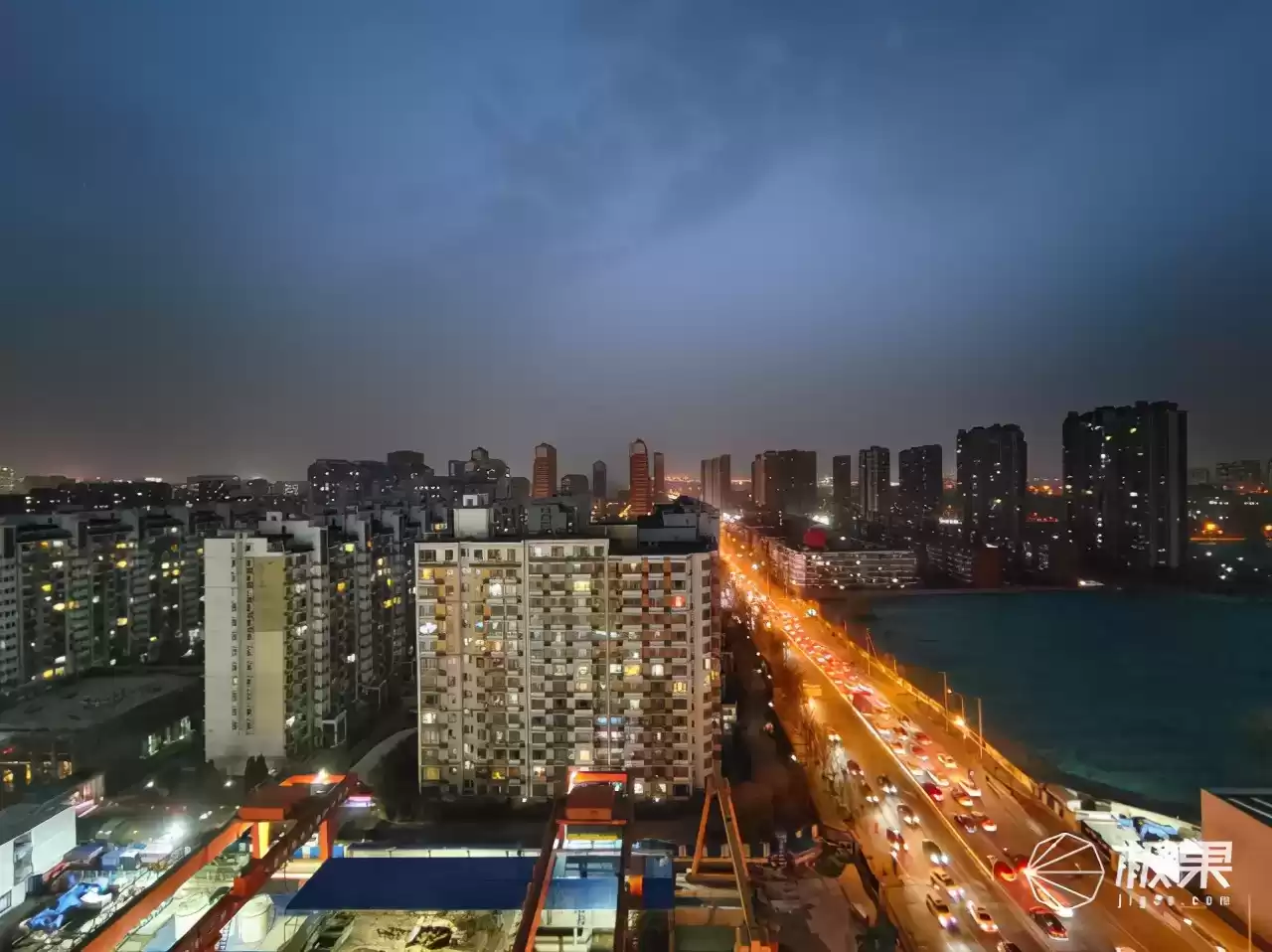 iQOO Neo5深度评测：双芯怪兽，游戏帧率狂飙120！