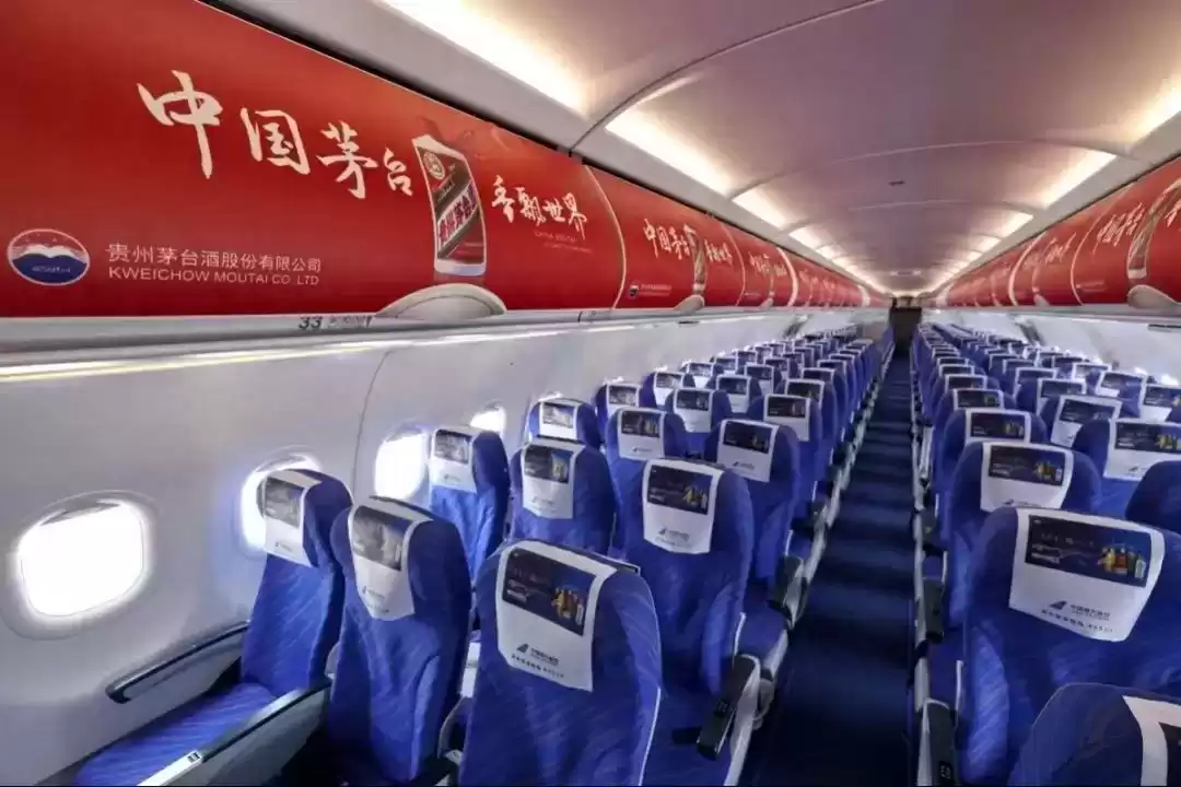 高空轰炸 vs 地面占领：飞机广告与列车广告的营销终极指南！