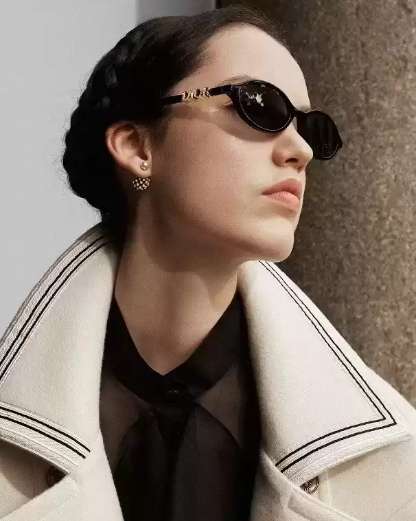 迪奥2026早春大片:精裁艺术与时尚语言的华丽交响! 迪奥2026早春大片:精裁艺术与时尚语言的华丽交响!